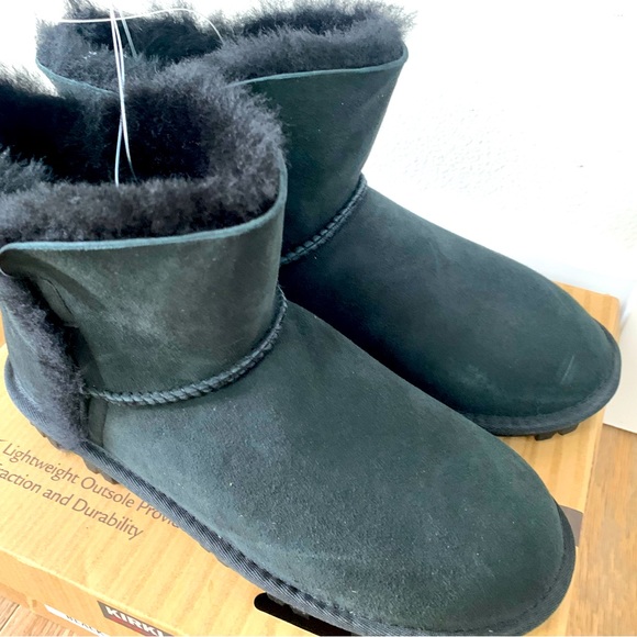 Kirkland Signature Ladies’ Shearling Short Boots - Picture 1 of 6